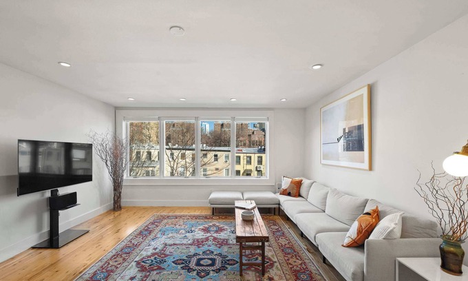 Boerum Hill Apartment | Brownstone Lane by Rove Travel | Cozy 2BR Apt