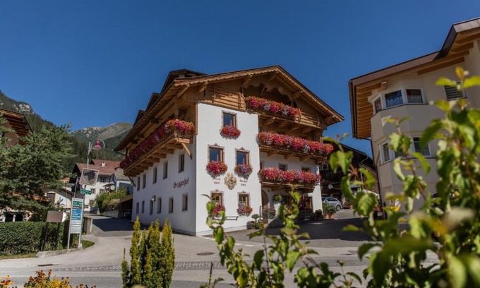 Medraz House | Bruggerhof