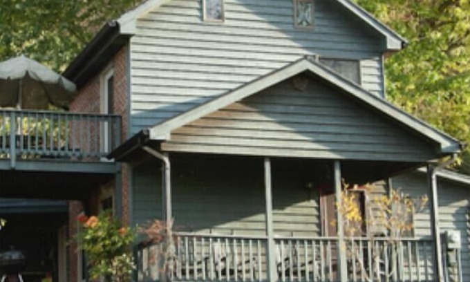 Stanley House | Brumback House