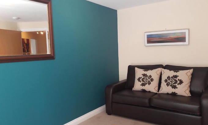 Leith Apartment | Brunswick Apartment
