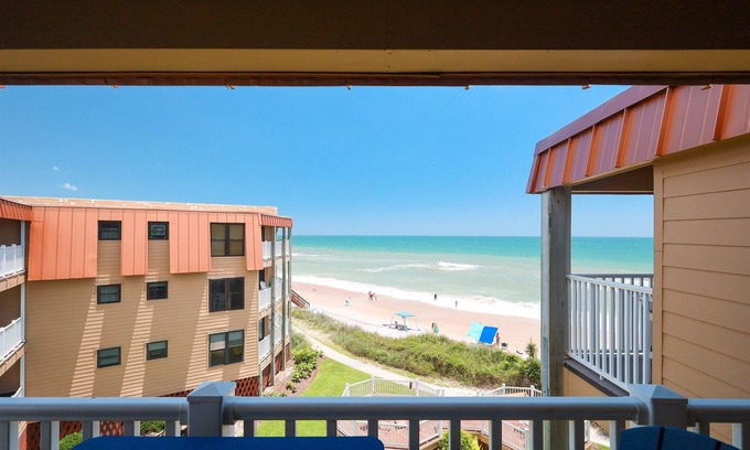 Sneads Ferry Condo | "Bubbles Up" Views-Beach-Pool-Relaxing-Comfort