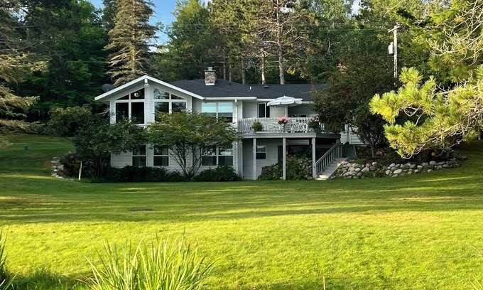 Conover House | Buckatabon Lakeside Retreat. Direct access to snowmobile trails!