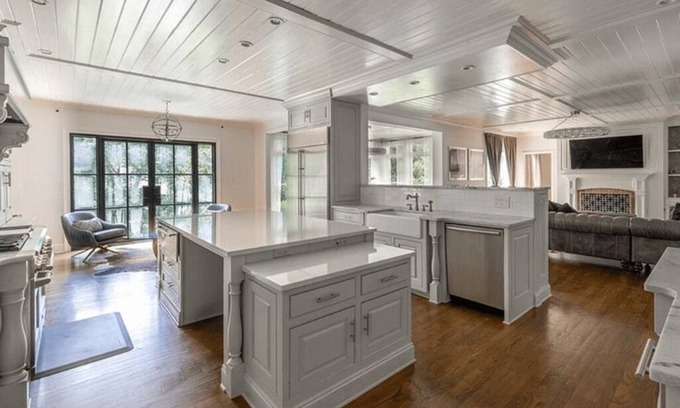 Mount Paran - Northside House | Buckhead Beauty