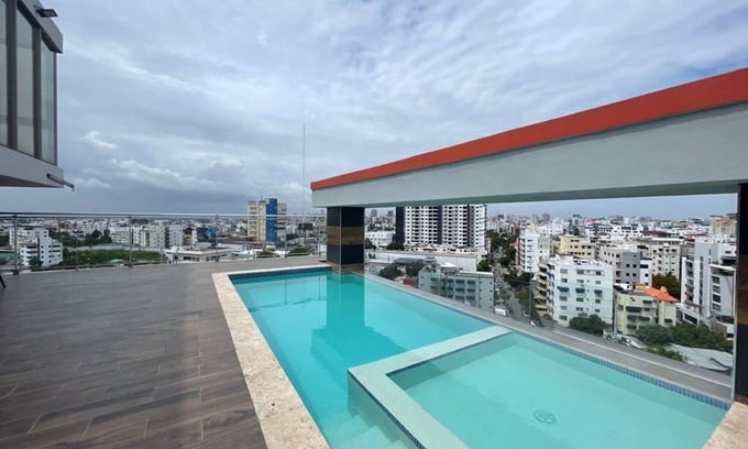 Santo Domingo Apartment | Bueno, Bonito y Barato! Las 3 Bs estan aqui! A 2 cuadras del Downtown Center!