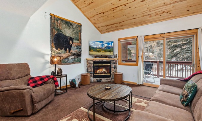 Fall River Estates Condo | Bugle Pointe A10 River View!