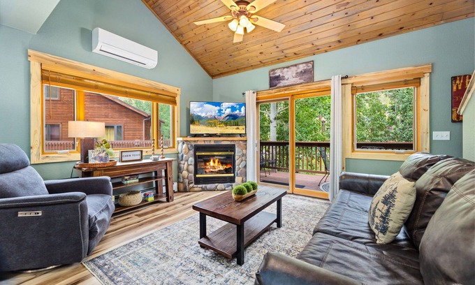 Fall River Estates Condo | Bugle Pointe B07 River View!