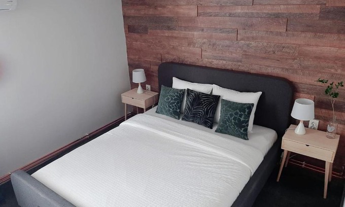 Satu Mare Apartment | Bulevard mansards