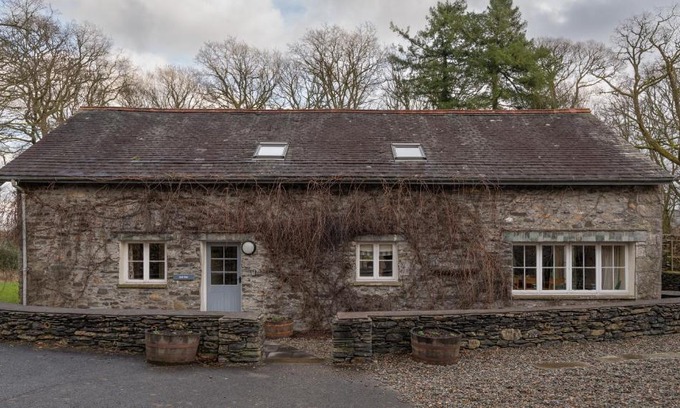 Graythwaite House | Bull Pen