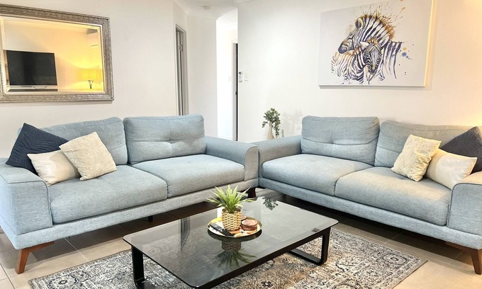 Bundaberg South House | Bundy’s Best! Modern Luxury in the heart of town.