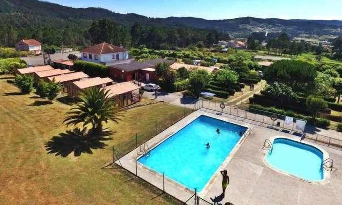 Carballo RV Rental | Bungalow As Nevedas 2 (4 pax)