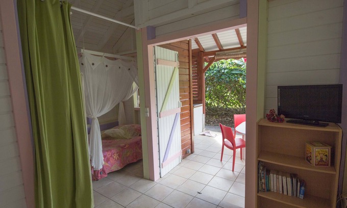 Petit-Bourg House | Bungalow at Anne-Marie and Jean-Michel's