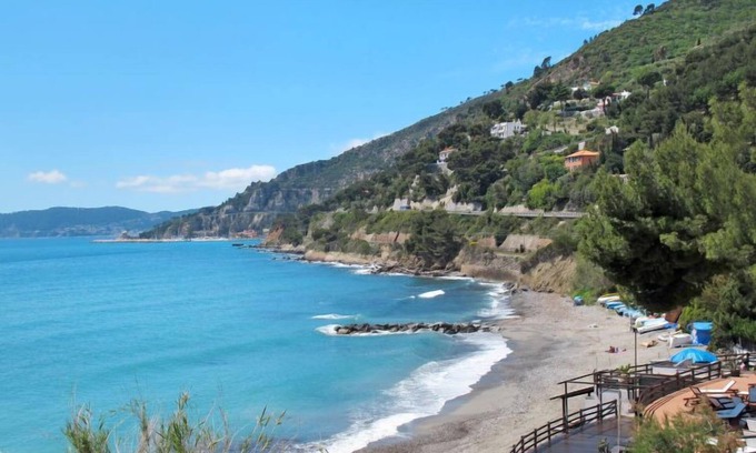 Villanova d'Albenga House | Bungalow B (AEG401) by Interhome