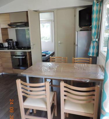 Gastes House | Bungalow Confort Gastes Jacuzzi