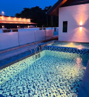 Lubok Buaya Villa | Bungalow D'CENANG II - Private Pool