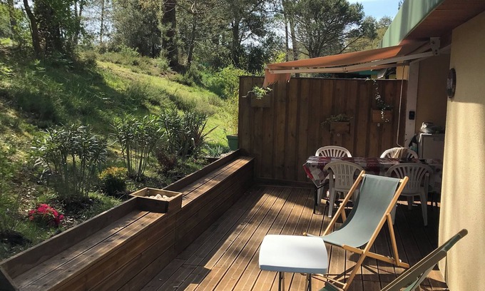 Leon House | Bungalow Dans un Village Vacances a 5 min de la Plage