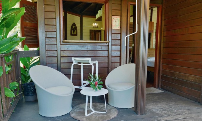 Mahaut House | Bungalow-Ensuite-Touloulou