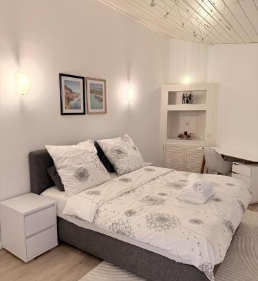 Weilerswist Apartment | Bungalow sunshine