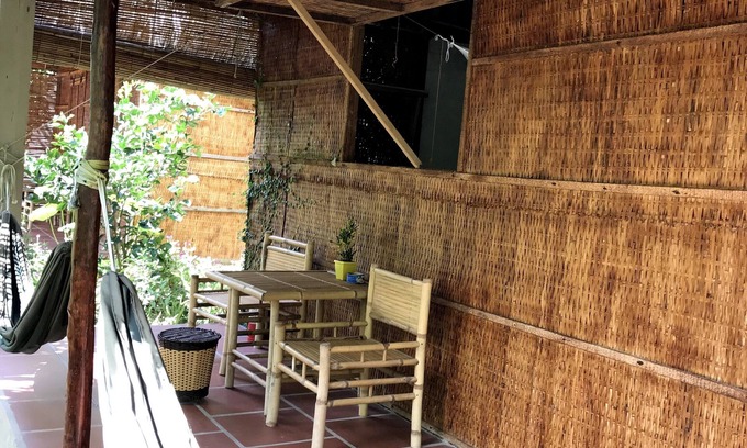 Chau Thanh House | Bungalow with garden view