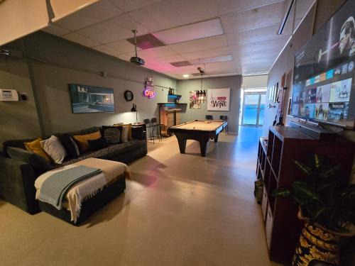 Isla Verde Apartment | BUNKER BEACH @ ISLA VERDE/Beach Front