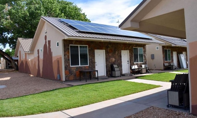 La Verkin House | Bunkhouse 2A Close To National Parks
