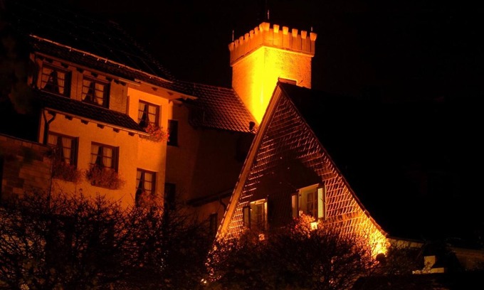 Volmarstein Hotel | Burghotel Volmarstein