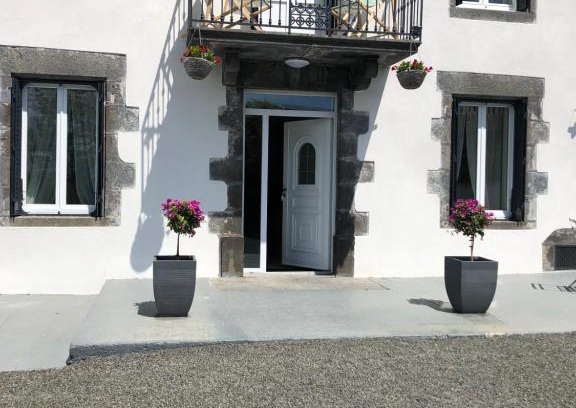 Olby Apartment | Burin des rosiers
