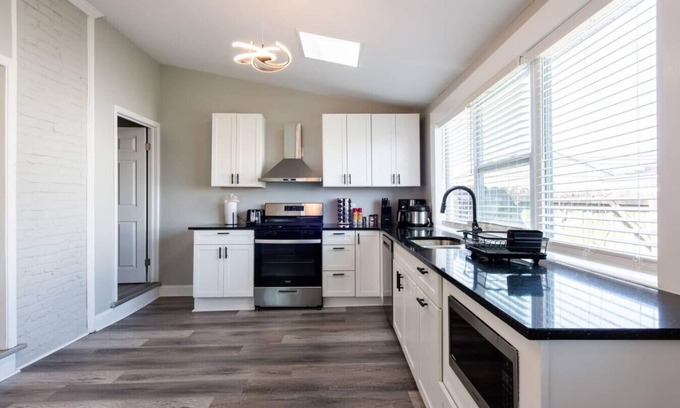 Butchertown House | Butchertown House/Family/Pet-Friendly Home w/Amazing Views