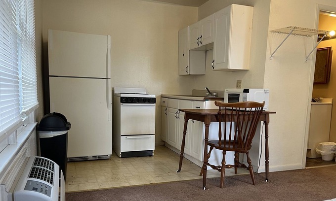 Butler Apartment | Butler Room For Rent