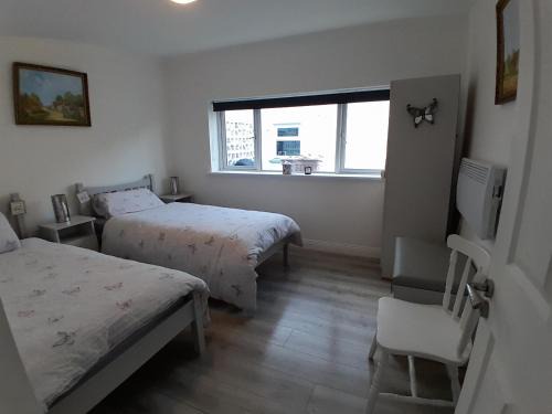Tudenham Apartment | Butterfly Cottage Retreat - Private Studio Getaway