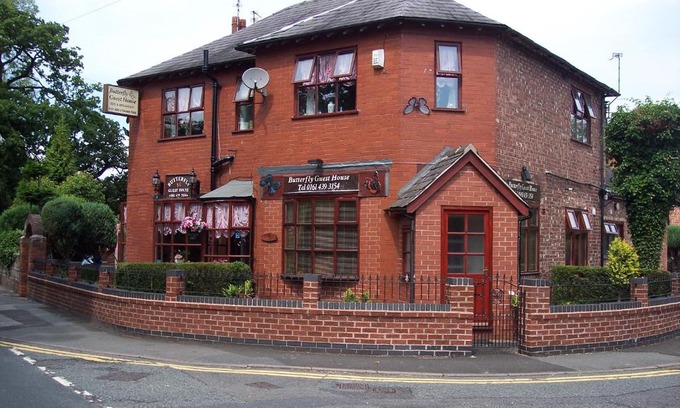 Cheadle Bed & Breakfast | Butterfly Guest House