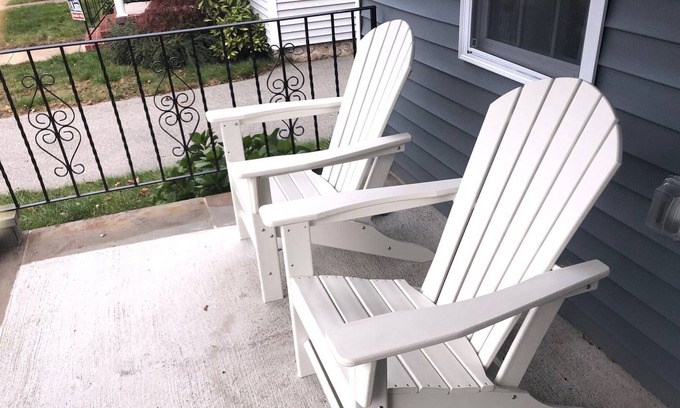 New Bedford House | Buttonwood