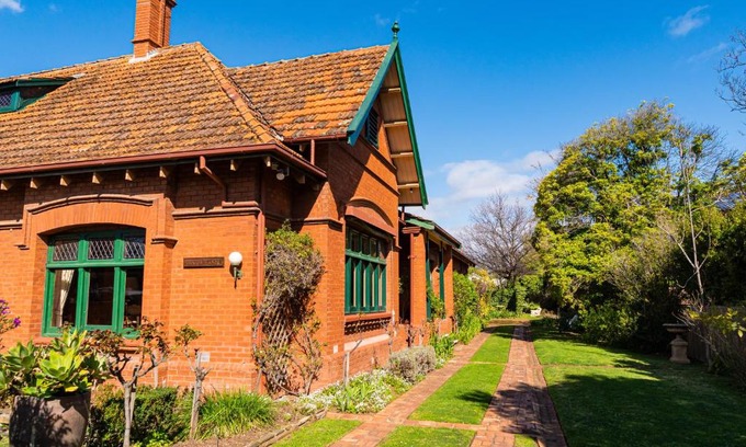 North Adelaide Bed & Breakfast | Buxton Manor