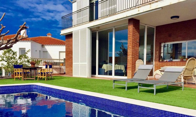 Canet de Mar House | BV-CN001 - VILLA CRISTAL