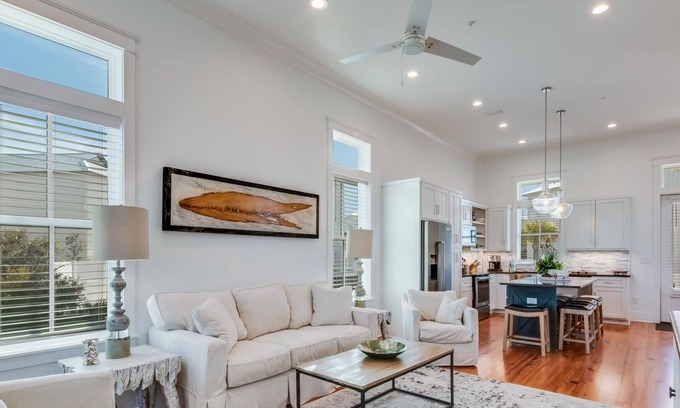 Orange Beach Cottage | BVR 56 - The Peninsula by Liquid Life