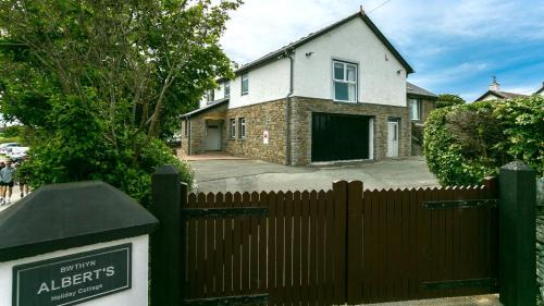 Trearddur Bay House | Bwthyn Alberts