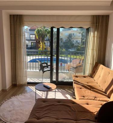 Side Apartment | By Lotus Side - Comfortable Luxury Apartment with Pool