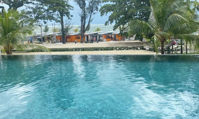 Batu Ferringhi Apartment | By The Sea Batu Feringgi