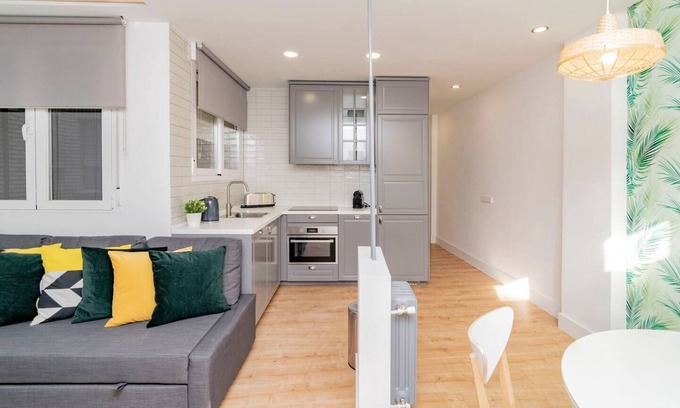 Palacio Apartment | Céntrico Piso en Palacio Real y Madrid Río