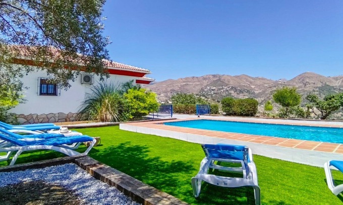 Competa Villa | Cómpeta Rural - Casa La Niña by Ruralidays