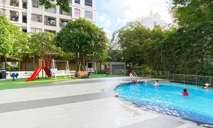 Tan Binh Apartment | Căn hộ sân bay Tân Sơn Nhất 2 phòng ngủ - hồ bơi - gym miễn phí