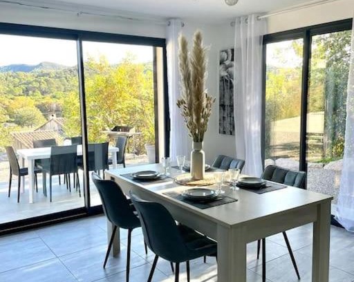 Greoux-les-Bains Apartment | Cœur de provence