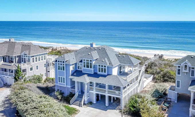 Pine Island House | C0263 Bye D Sea. Pine Island, Oceanfront, Pool, Beach Access, Elevator!
