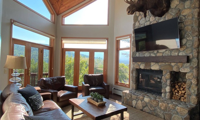 Bretton Woods House | C12 Homey Bretton Woods slopeside townhome. Pool/gym passes!