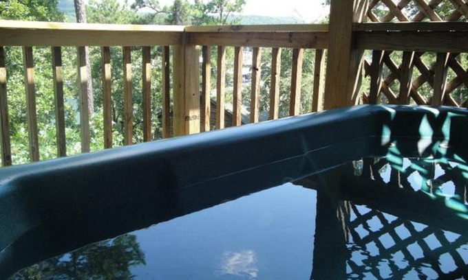 Mount Ida House | C16, Two bedroom, two bath, log-sided Harbor North luxury cottage with hot tub, cottage