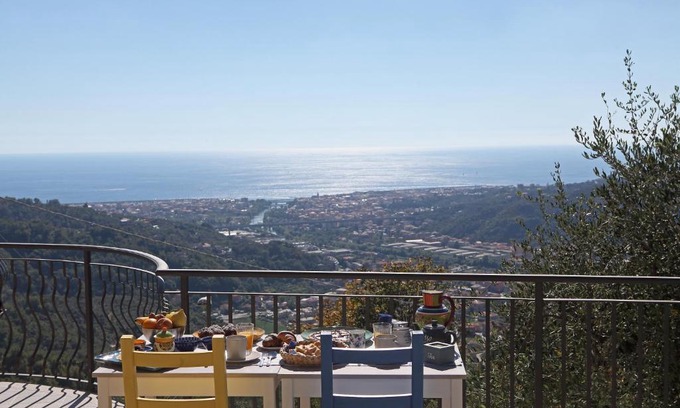 Breccanecca House | CA' DA TOLLO