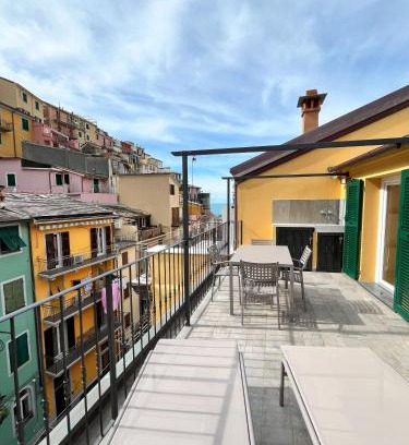 Manarola House | Ca' del Monica