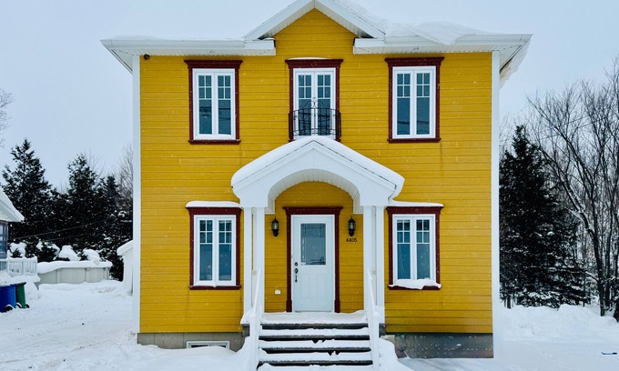 Notre-Dame-Auxiliatrice-de-Buckland Ski Chalet | Chalet La Lumière de Buckland