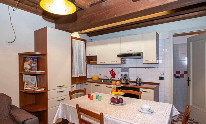 Noale Apartment | CA RAFFAELLO lovely house near Venice