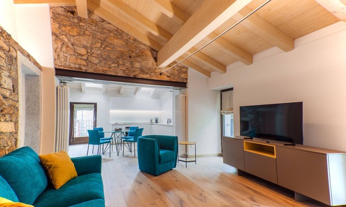 Montorfano Apartment | Ca' Vincenza boutique apartment in Montorfano