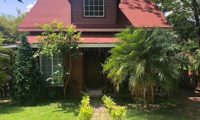 La Laguna House | Cabaña y Camper, en la laguna